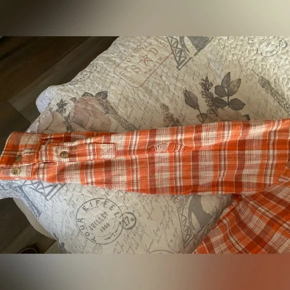 AEO top - Picture 11 of 12